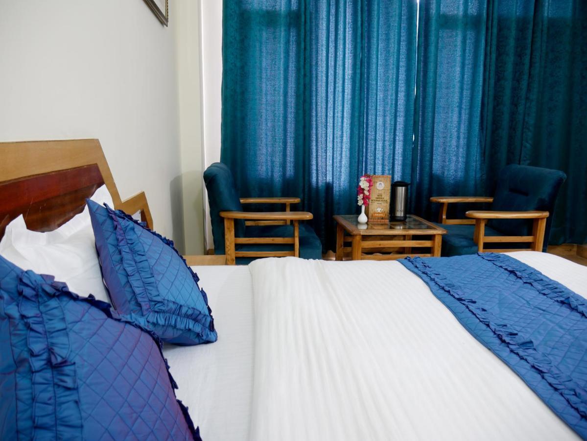 New Ambika International Mall Road Hotel Manāli Kültér fotó