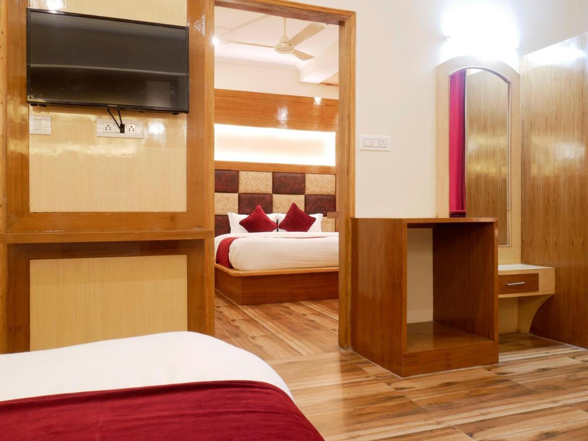 New Ambika International Mall Road Hotel Manāli Kültér fotó