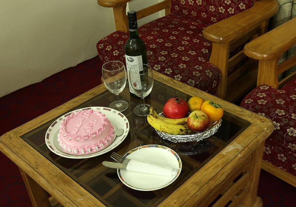 New Ambika International Mall Road Hotel Manāli Kültér fotó